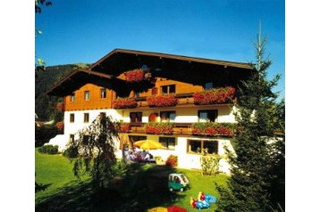 Austria Privát Erpfendorf, Exterior